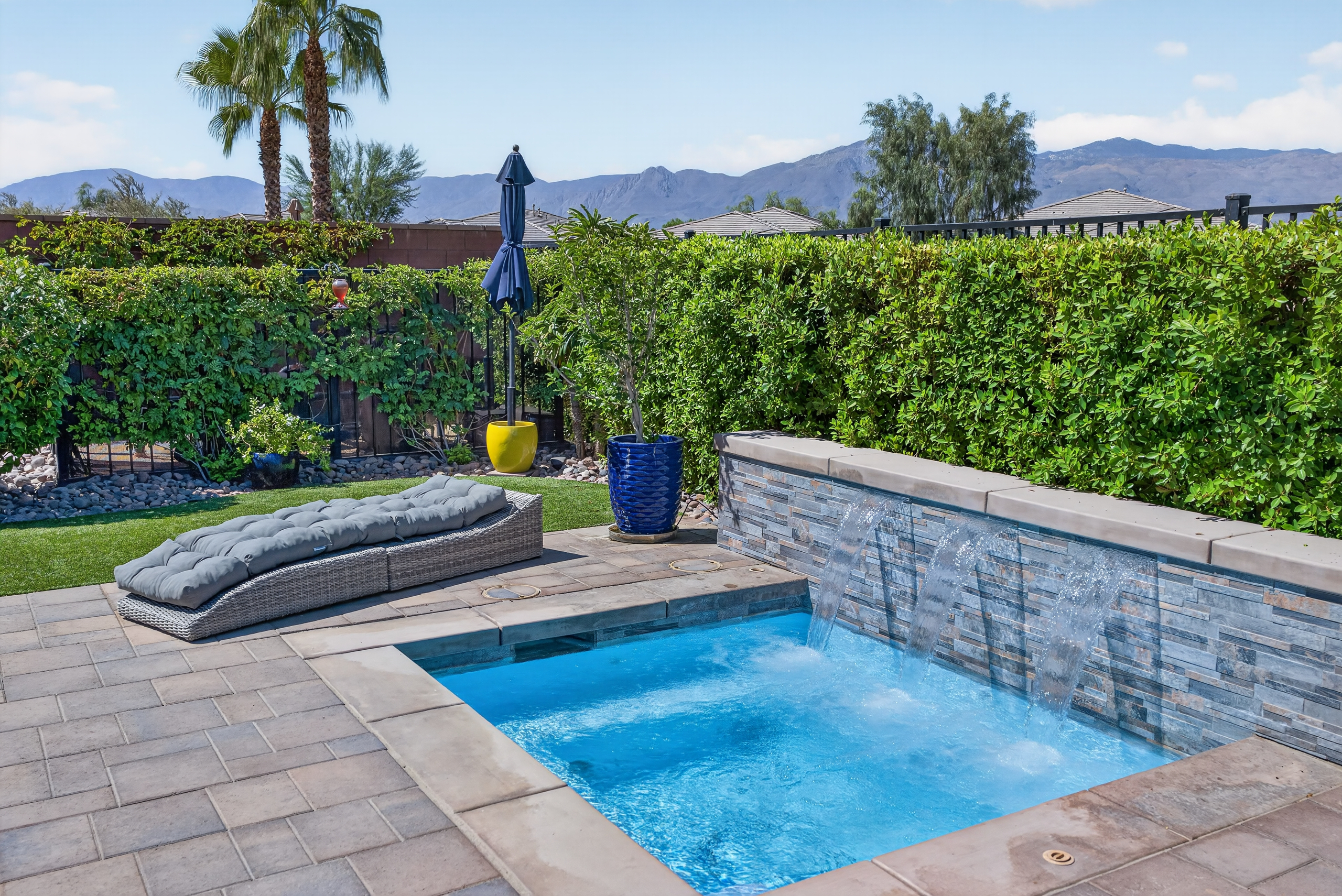 Desert home pool and outdoor living space